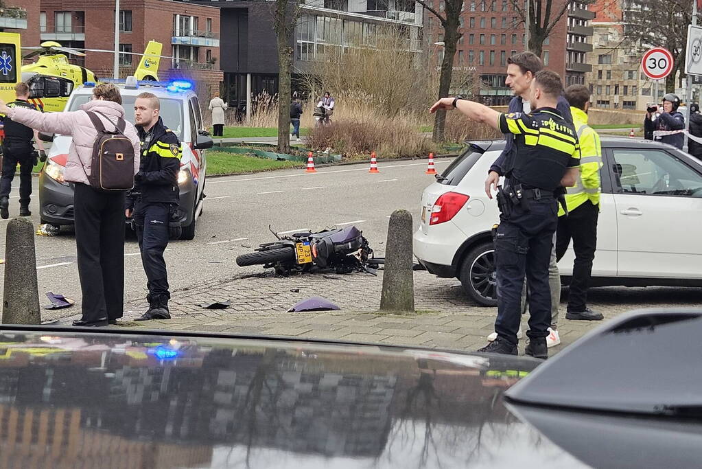 Ernstig ongeval tussen motorrijder en automobilist