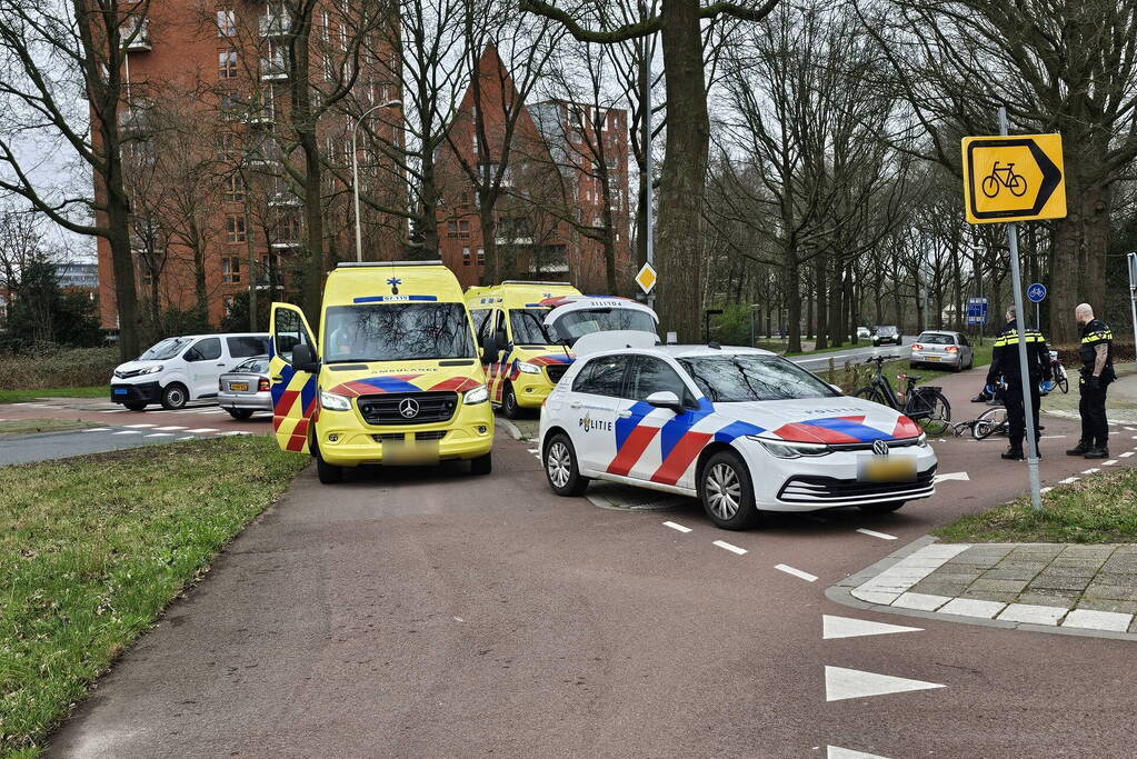 Fietser zwaargewond bij botsing met fietser