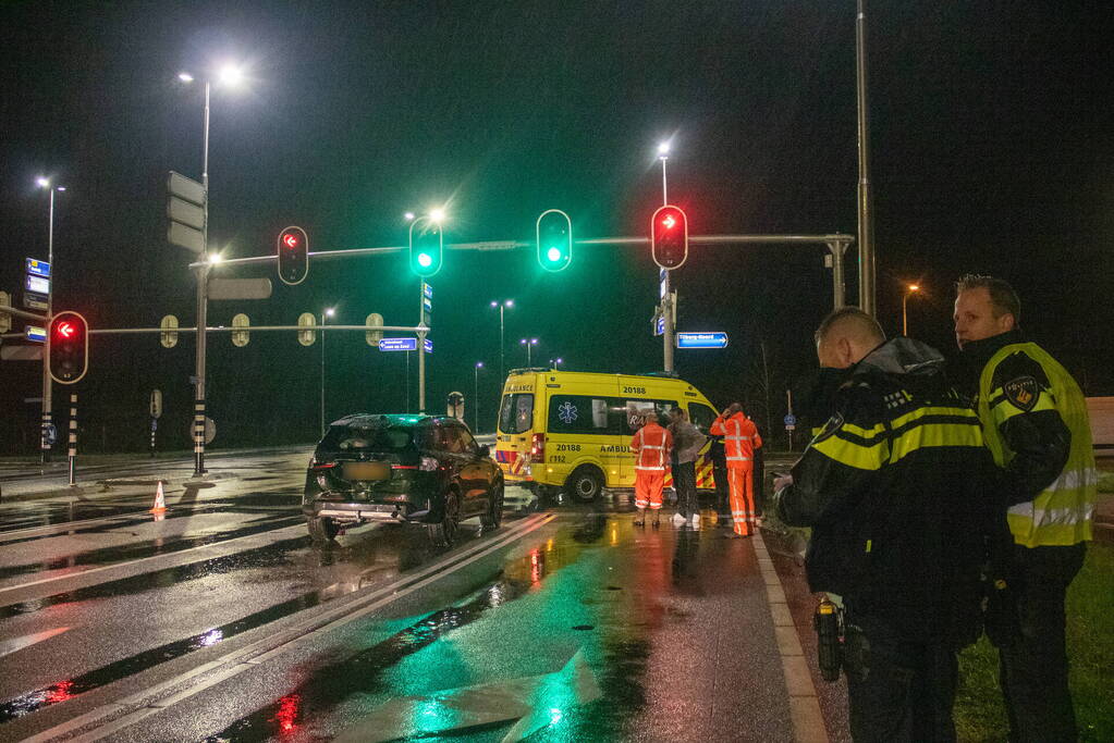 Fikse schade bij kop-staartbotsing voor verkeerslicht