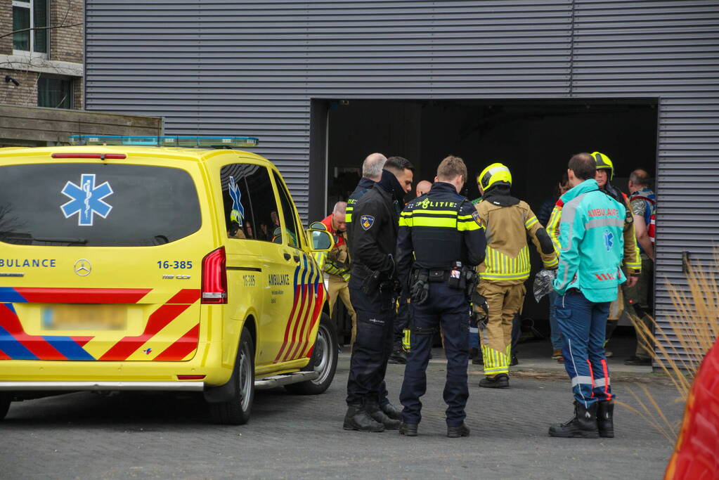 Veel hulpdiensten naar lekkage Universiteit Leiden