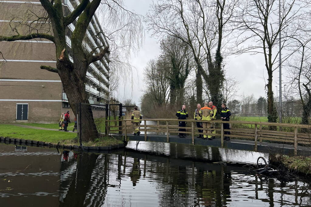 Brandweer ingezet voor voor fietsen in het water