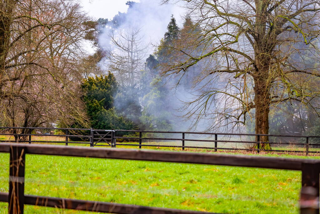 Schuur tot de grond toe afgebrand