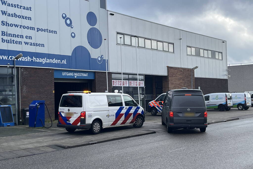 Grondstoffen voor de drugsproductie aangetroffen in bedrijfspand