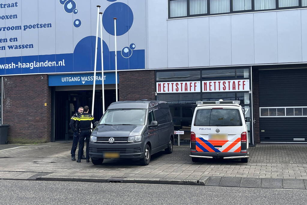 Grondstoffen voor de drugsproductie aangetroffen in bedrijfspand