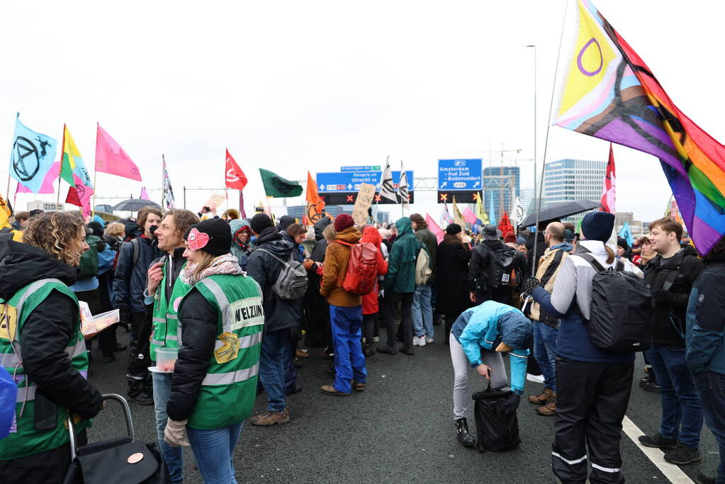 Meer dan 300 aanhoudingen bij demonstratie