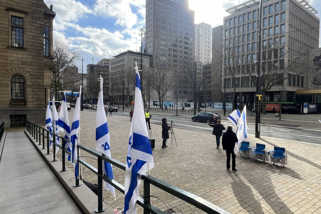 Pro Israëlische demonstratie bij gemeentehuis