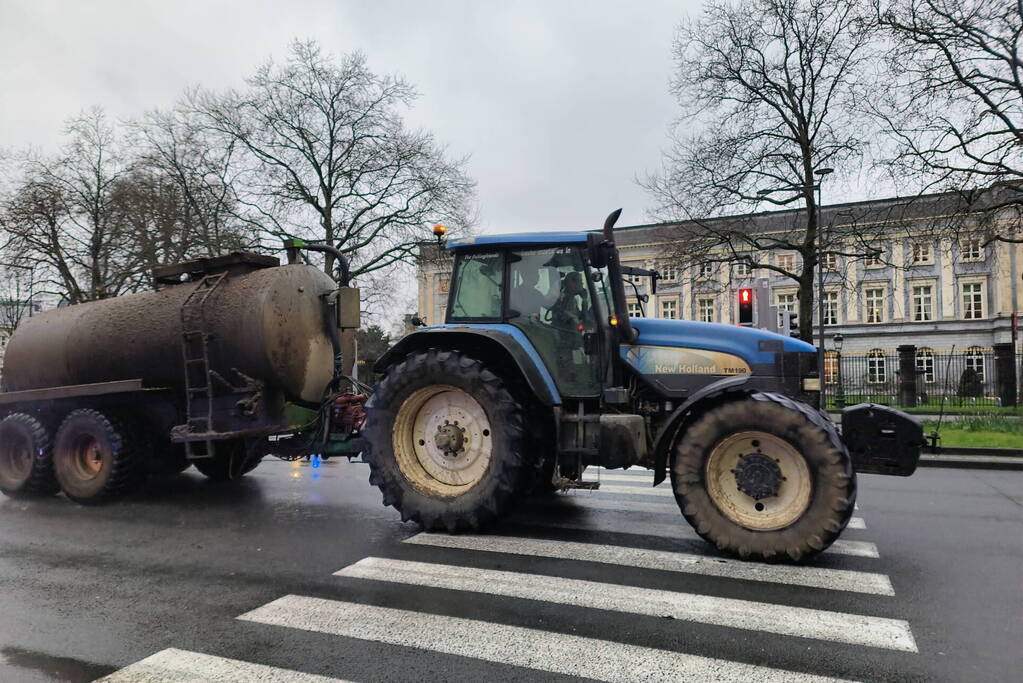 Boeren trekken richting euro parlement