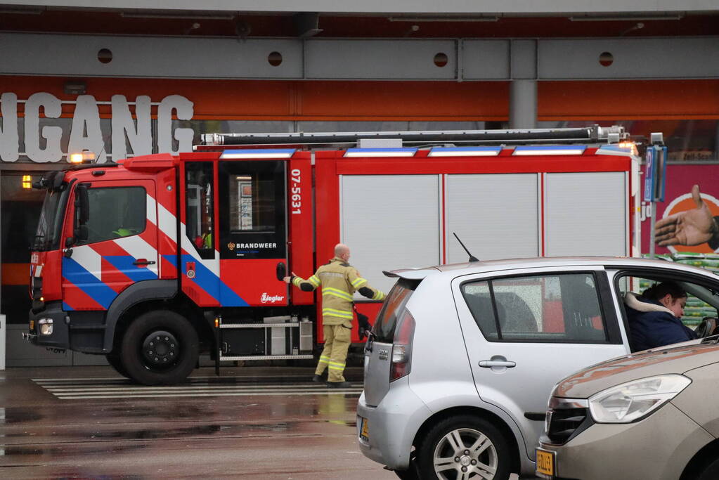 Bouwmarkt ontruimd vanwege brandalarm