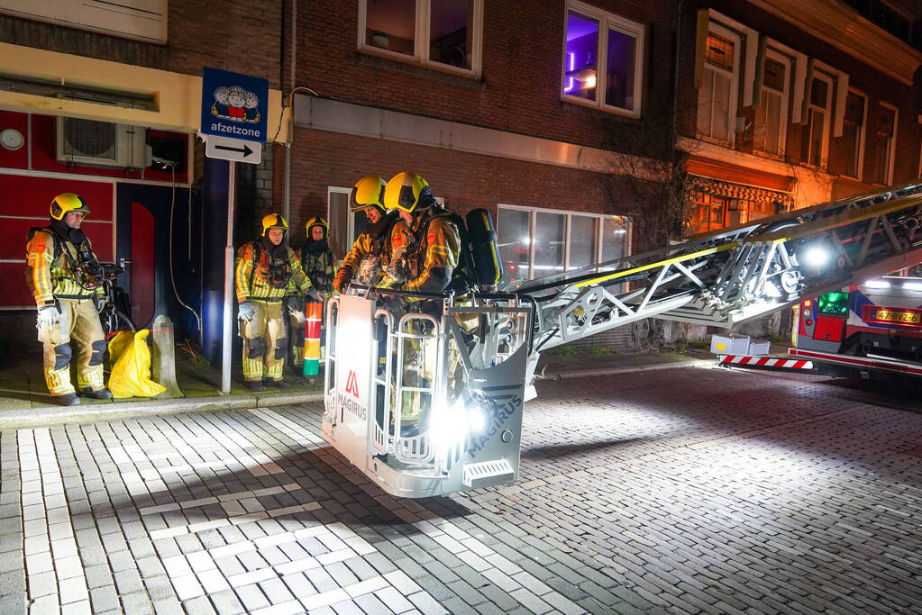 Schoorsteenbrand snel onder controle