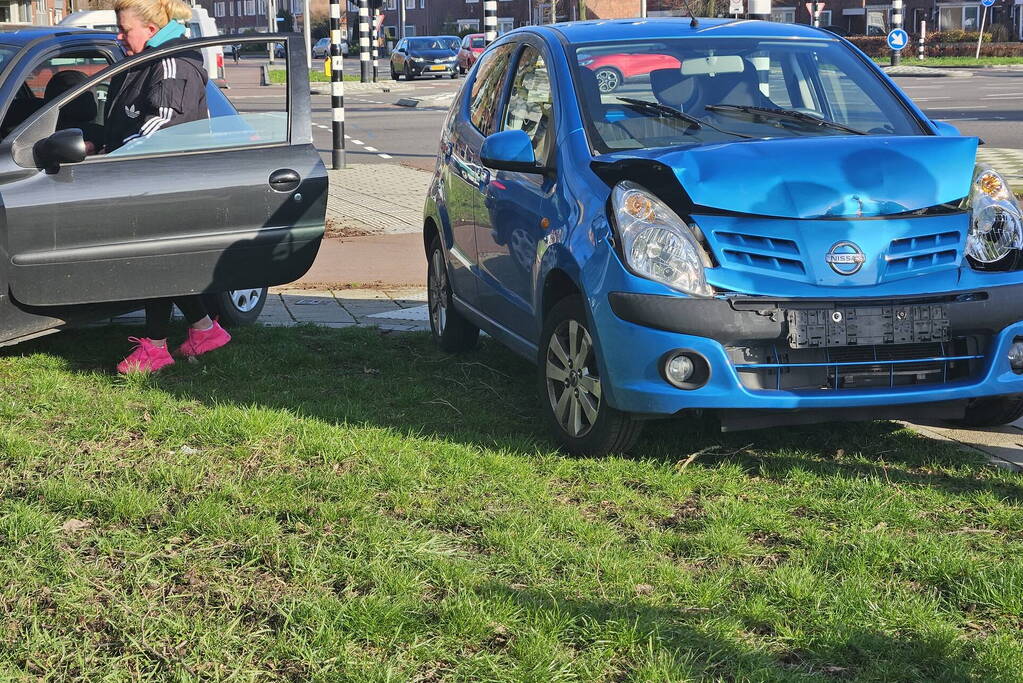 Fikse schade bij kop-staartbotsing voor verkeerslicht