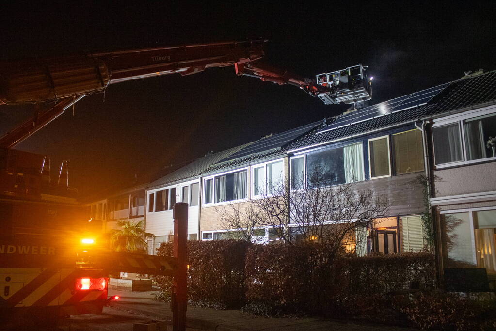 Flinke rookontwikkeling door schoorsteenbrand