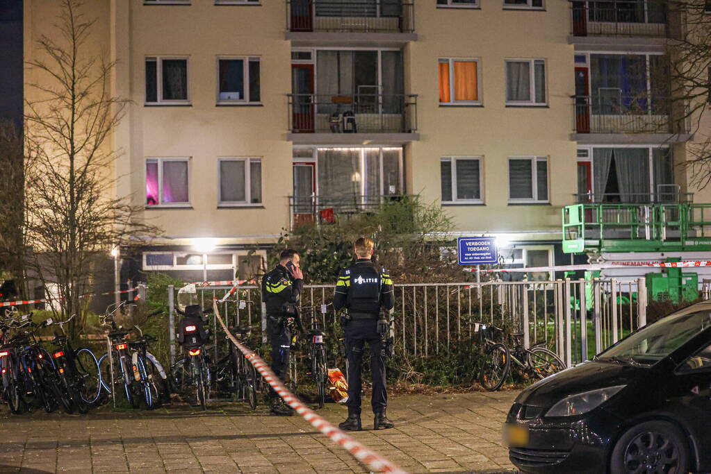 Grote schade aan portiek na explosie