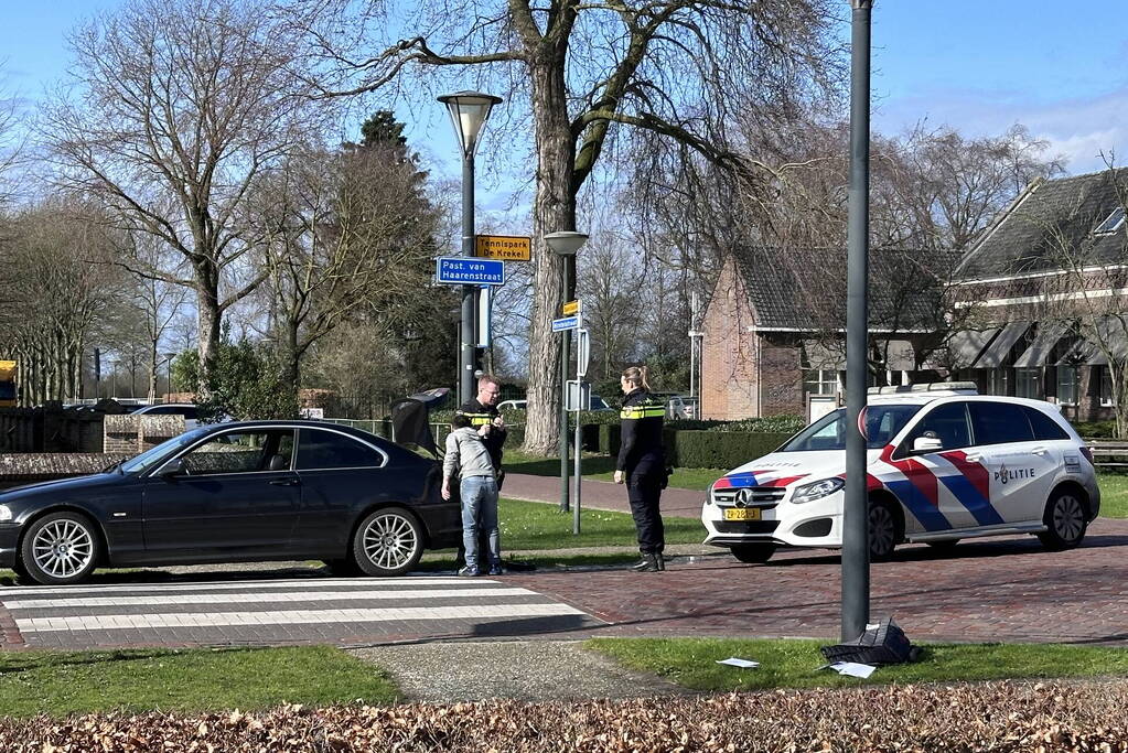 Brandweer in actie voor smeulende geur in kofferbak