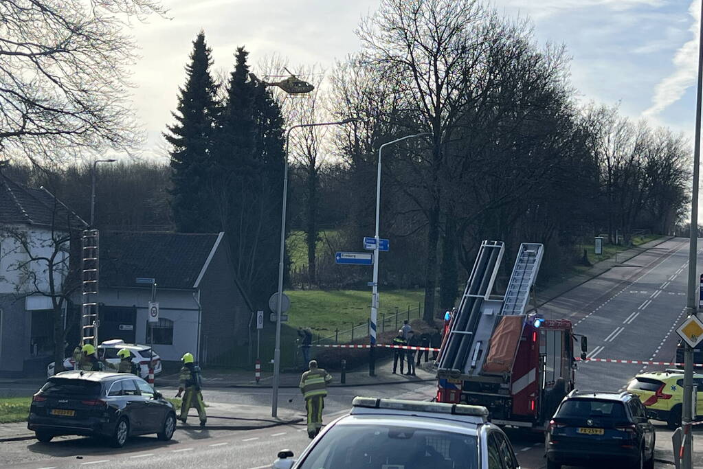 Forse rookontwikkeling bij woningbrand, traumateam ingezet