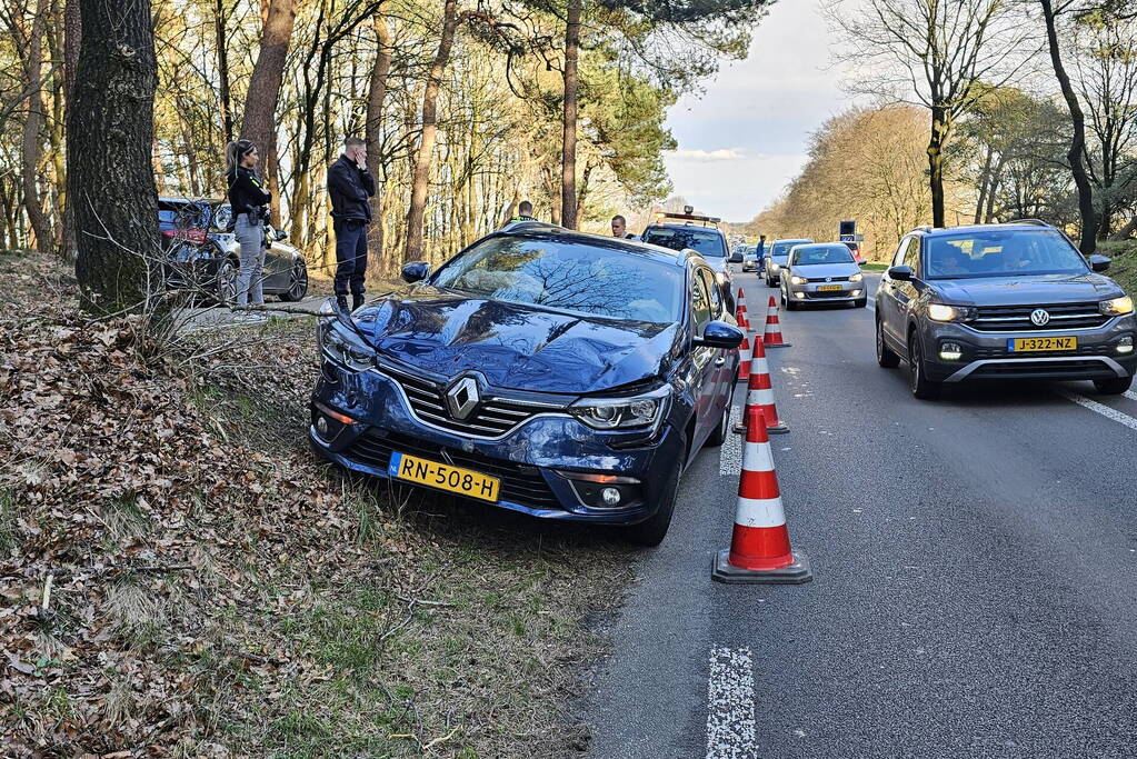 Schade na kop-staartbotsing