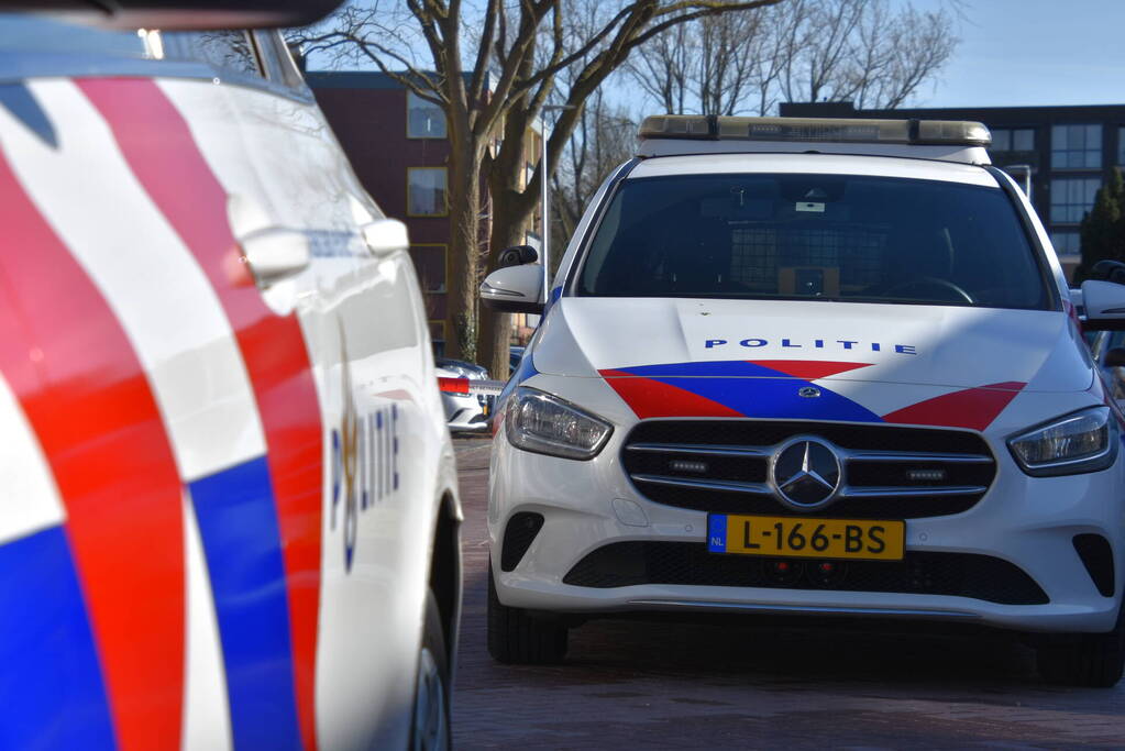 Gewonde na steekpartij, politie zoekt verdachte