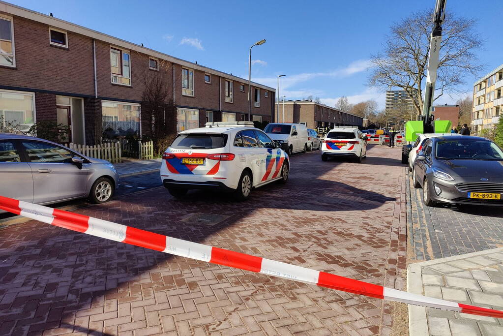 Gewonde na steekpartij, politie zoekt verdachte