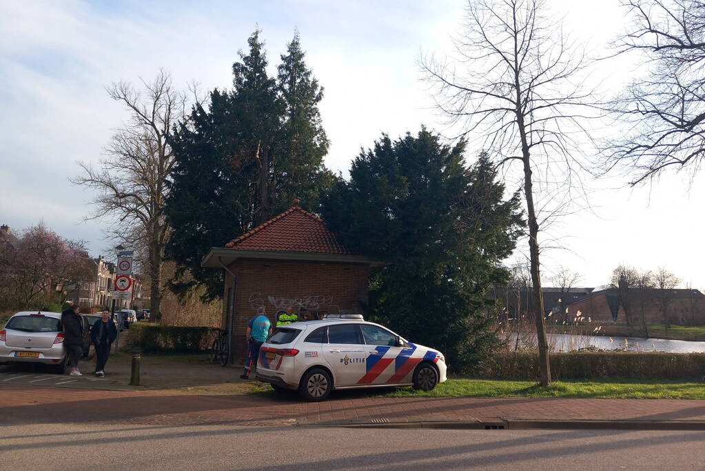 Fietser in botsing met personenauto