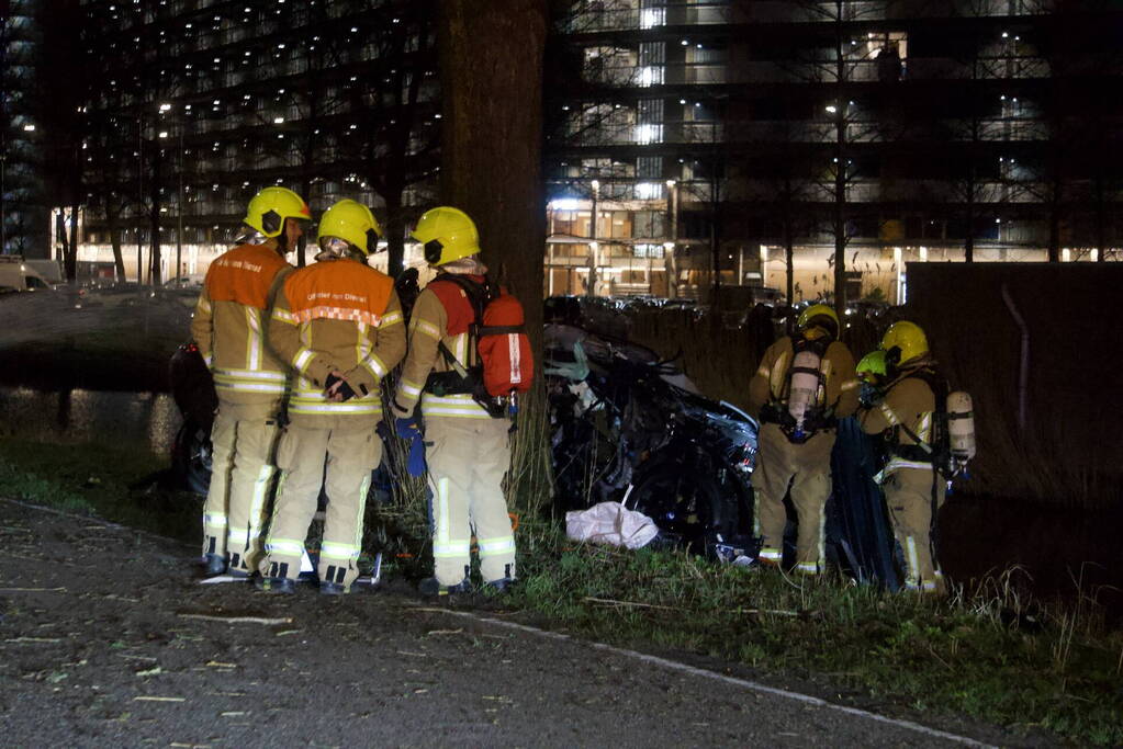 Persoon overleden bij eenzijdige aanrijding