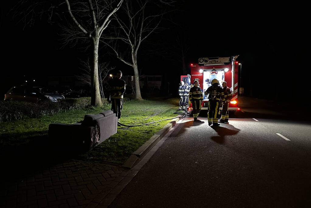 Brandweer ingezet voor twee buitenbranden