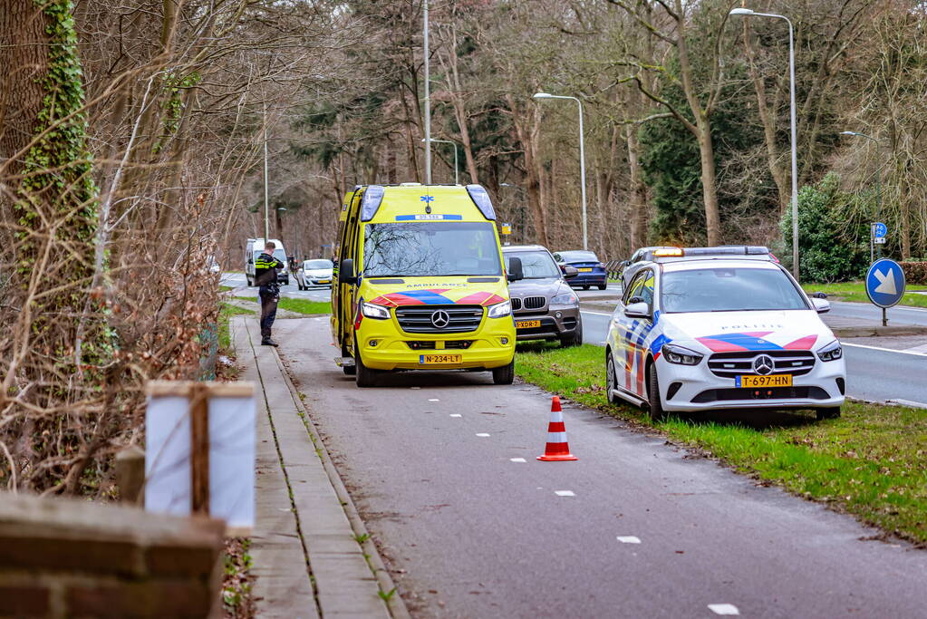 Automobiliste botst op voorganger