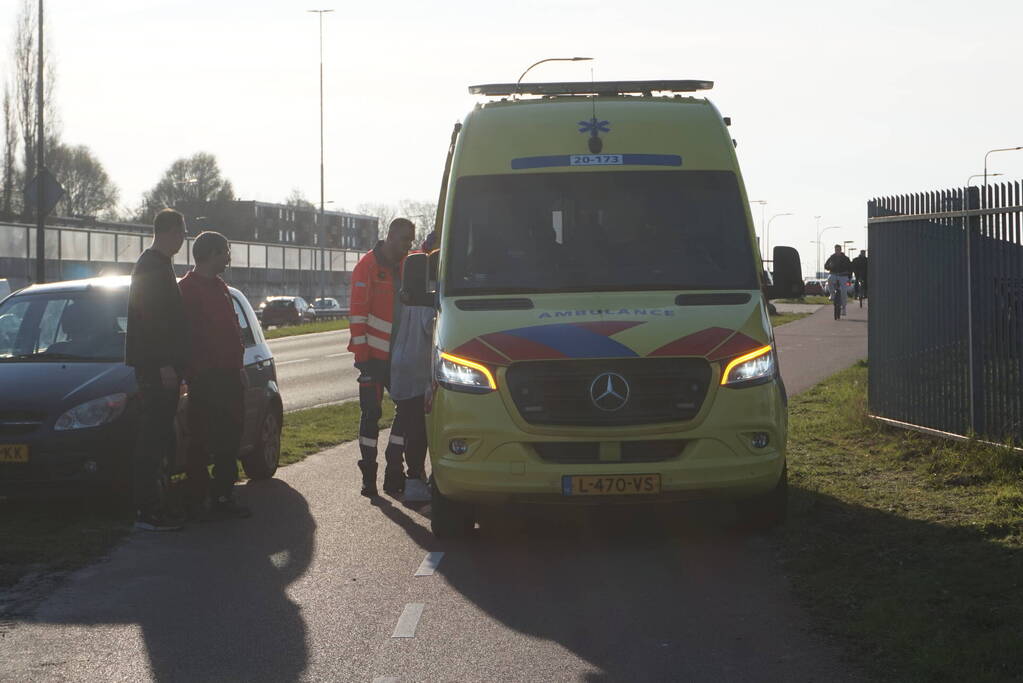 Fietser gewond bij aanrijding op kruising