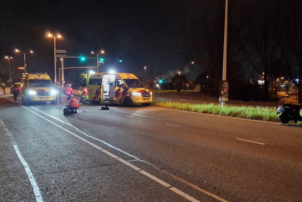 Scooterrijder gewond bij verkeersongeval