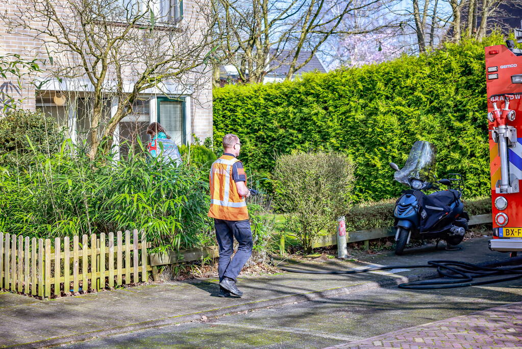 Hulpdiensten groots ingezet na brand in woning