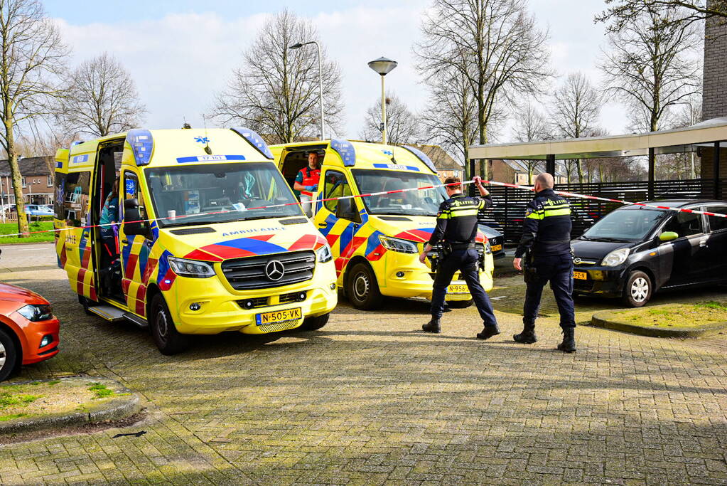 Gewonden en aanhouding bij steekpartij in woning