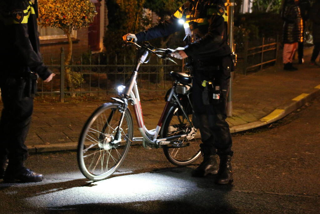 Vrouw gewond na ongeval met auto