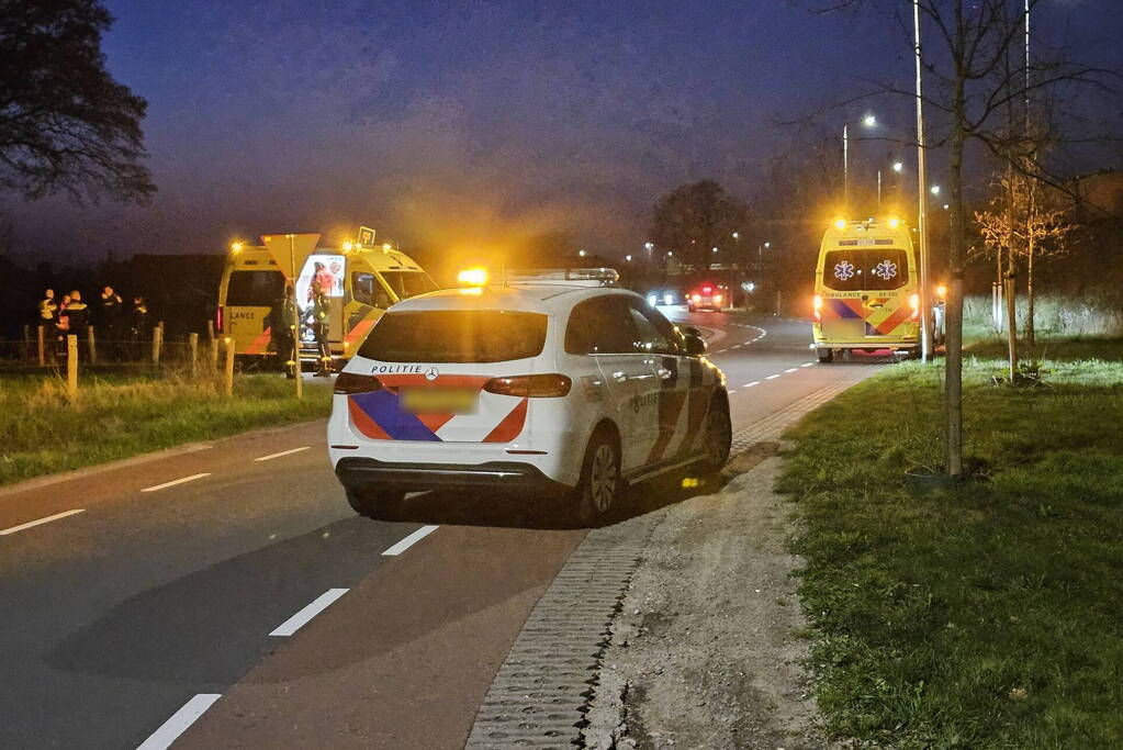 Traumahelikopter landt voor medische noodsituatie in huis