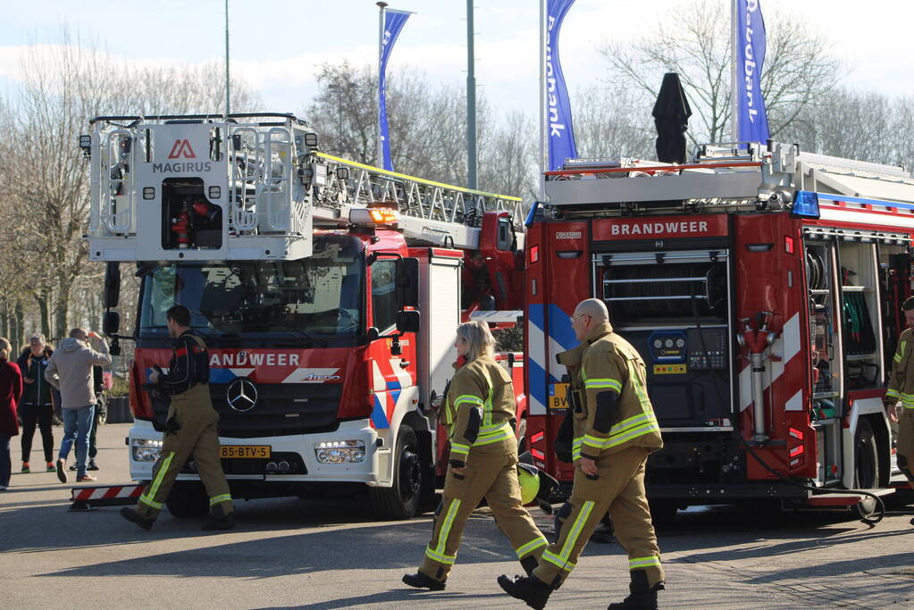 Brand in sporthal snel geblust