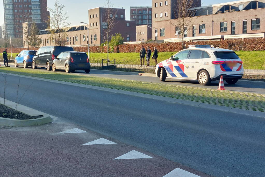 Meerdere voertuigen beschadigd na kop-staart aanrijding