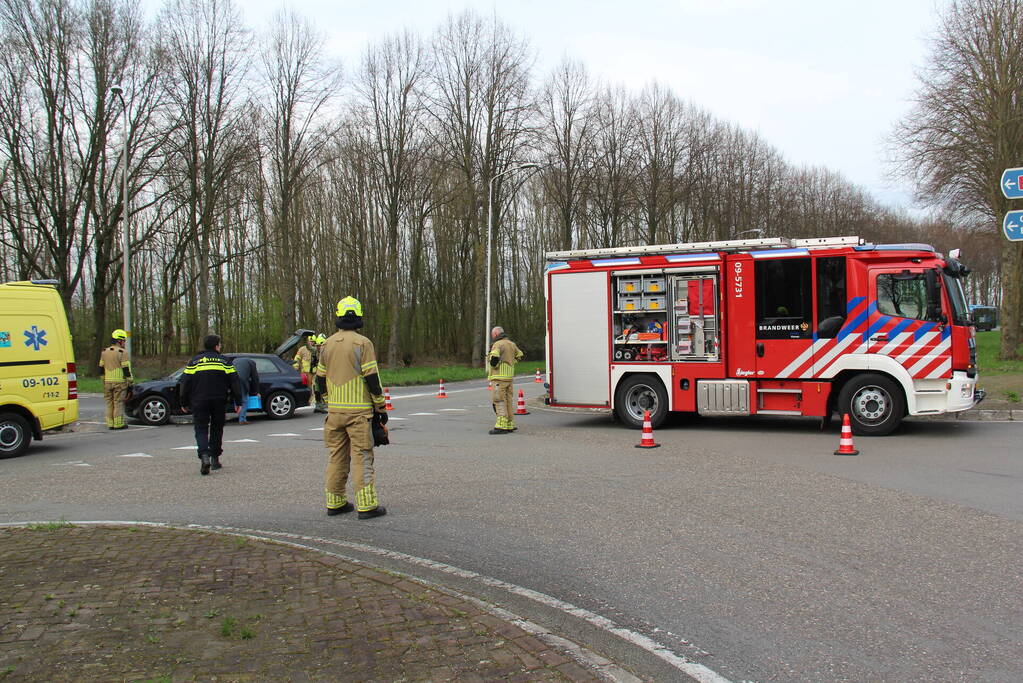 Veel schade bij ongeval op kruising