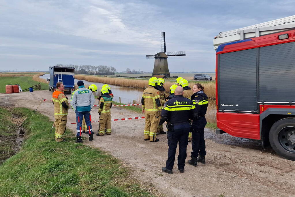 Onderzoek naar gedumpte vaten met mogelijk drugsafval