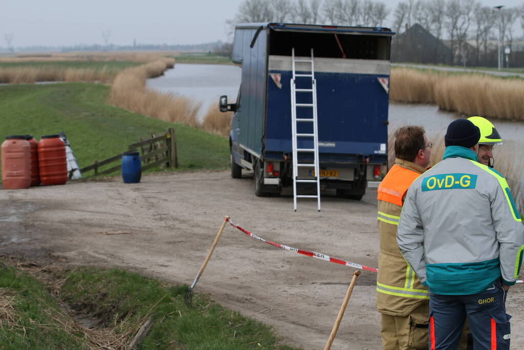 Onderzoek naar gedumpte vaten met mogelijk drugsafval