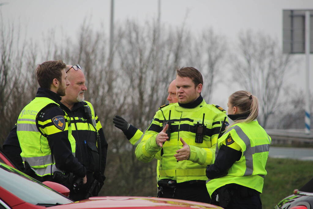 Twee voertuigen afgesleept na kop-staartaanrijding