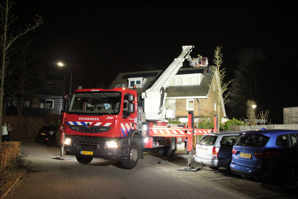 Schoorsteenbrand snel onder controle