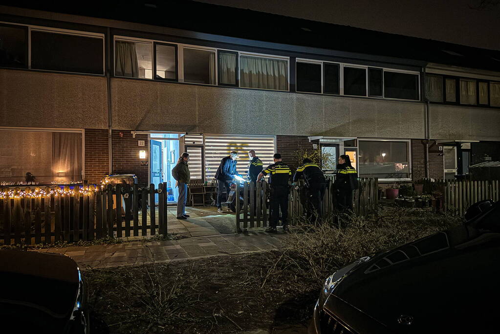 Veel politieinzet rondom woning