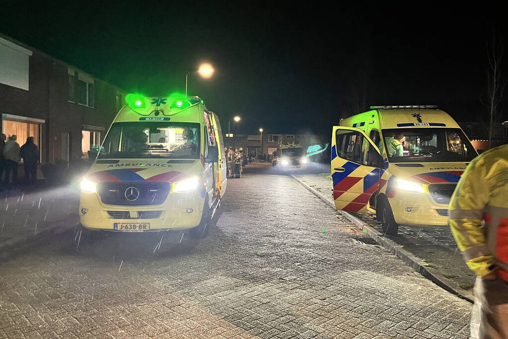 Brandweer doet onderzoek naar vreemde lucht