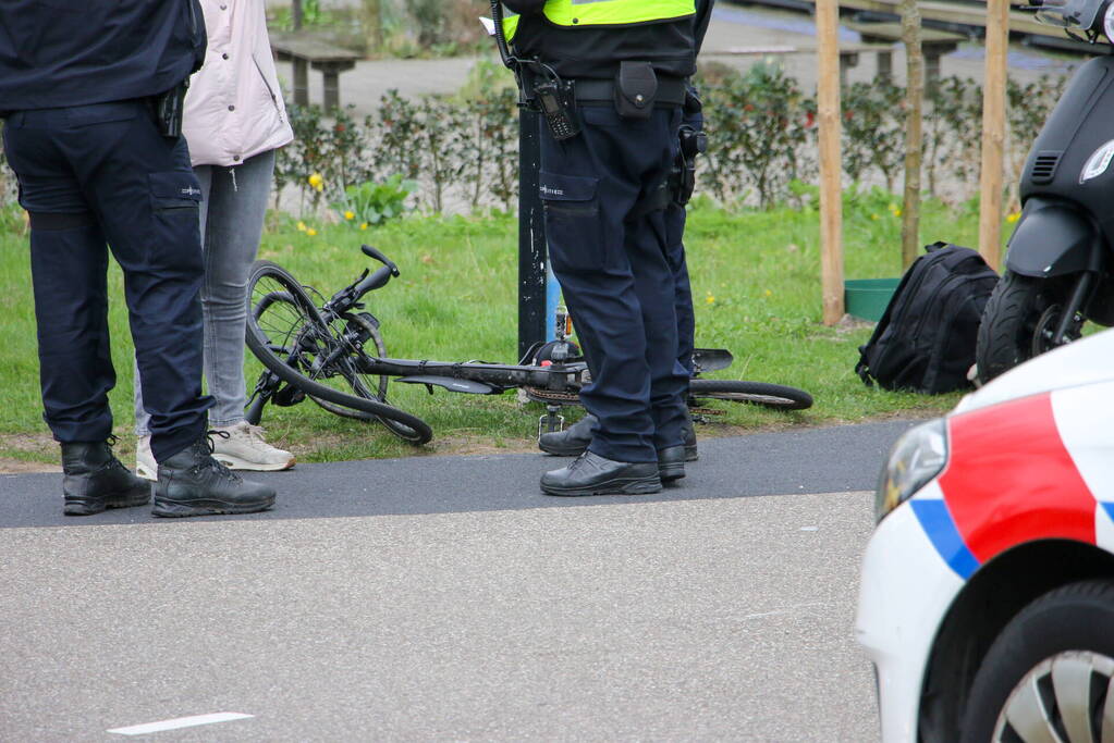 Gewonde bij ongeval tussen fietser en scooterrijder