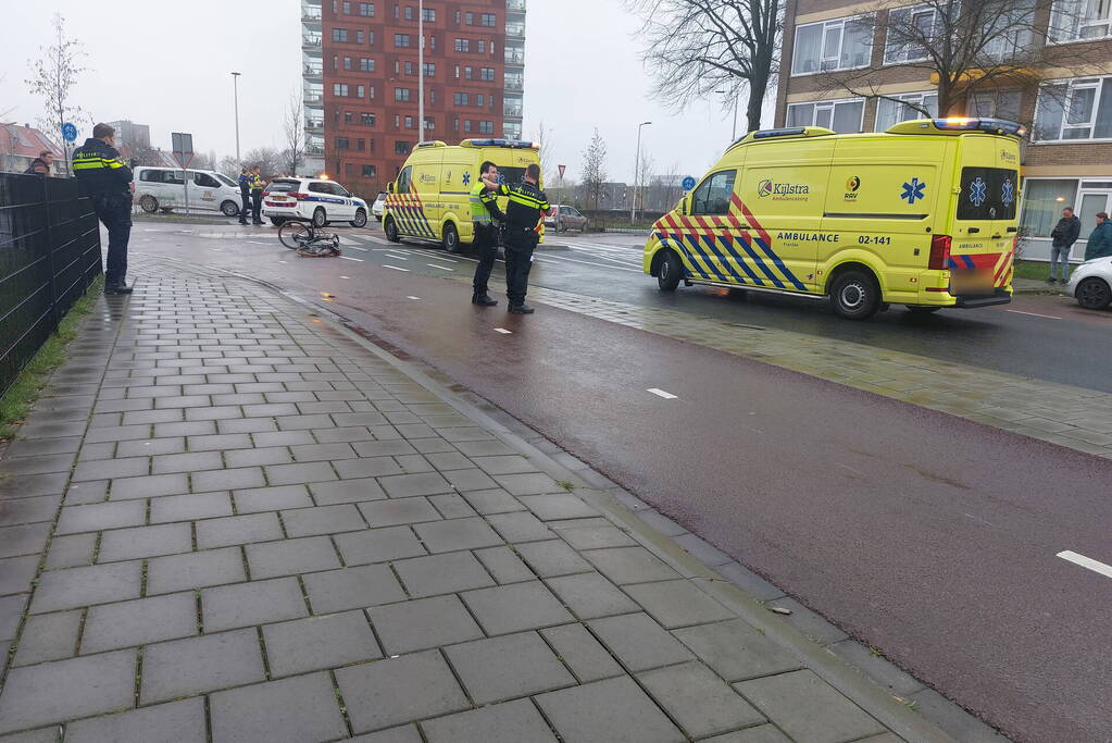 Fietser geschept door automobilist