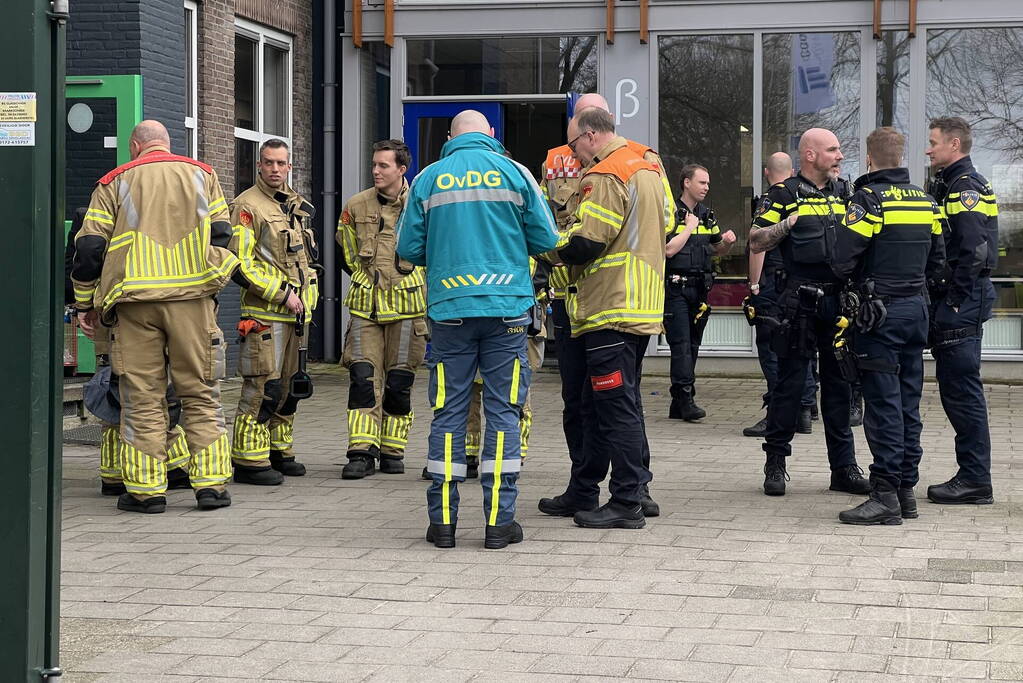 Schoolgebouw ontruimd wegens vreemde lucht