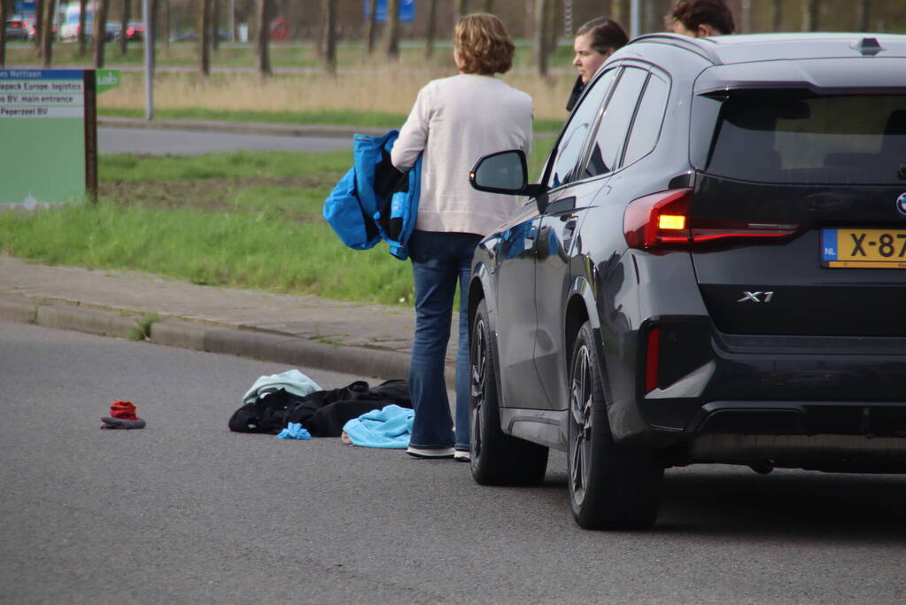 Persoon gewond bij botsing met auto