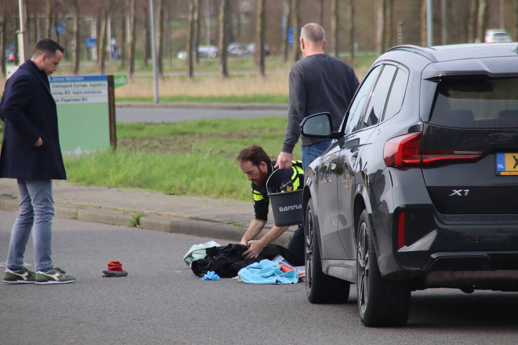 Persoon gewond bij botsing met auto