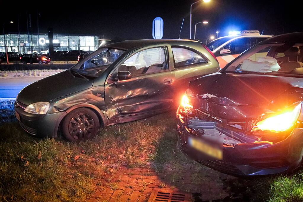 Flinke schade bij ongeval op kruising