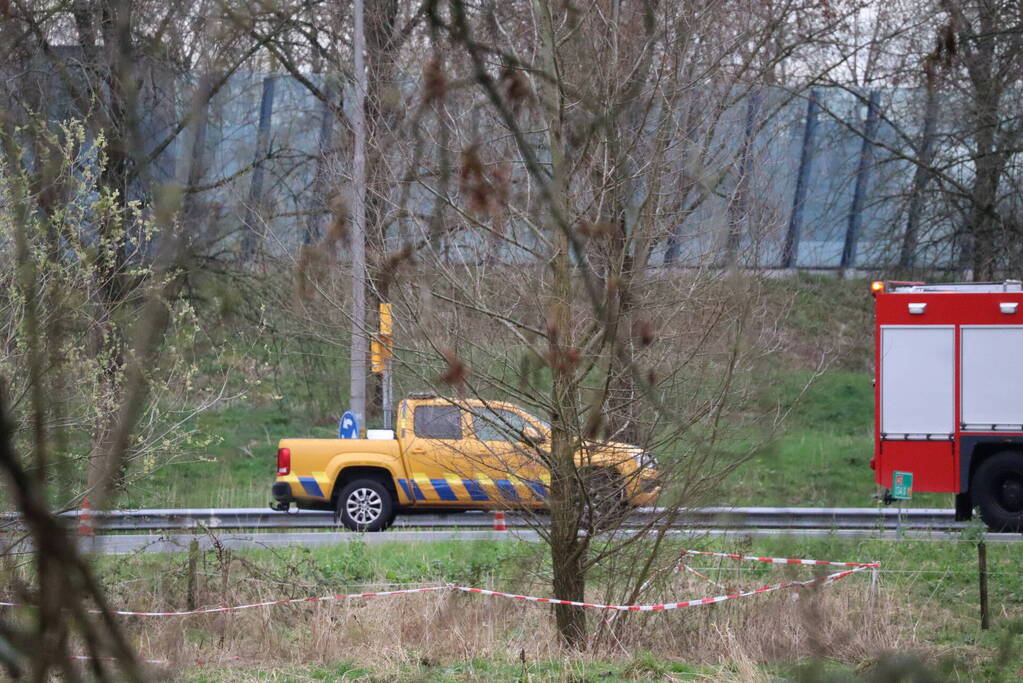 Mogelijk brand in motorcompartiment