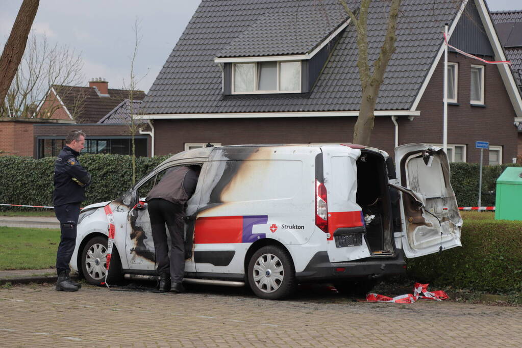 Recherche doet onderzoek naar autobrand