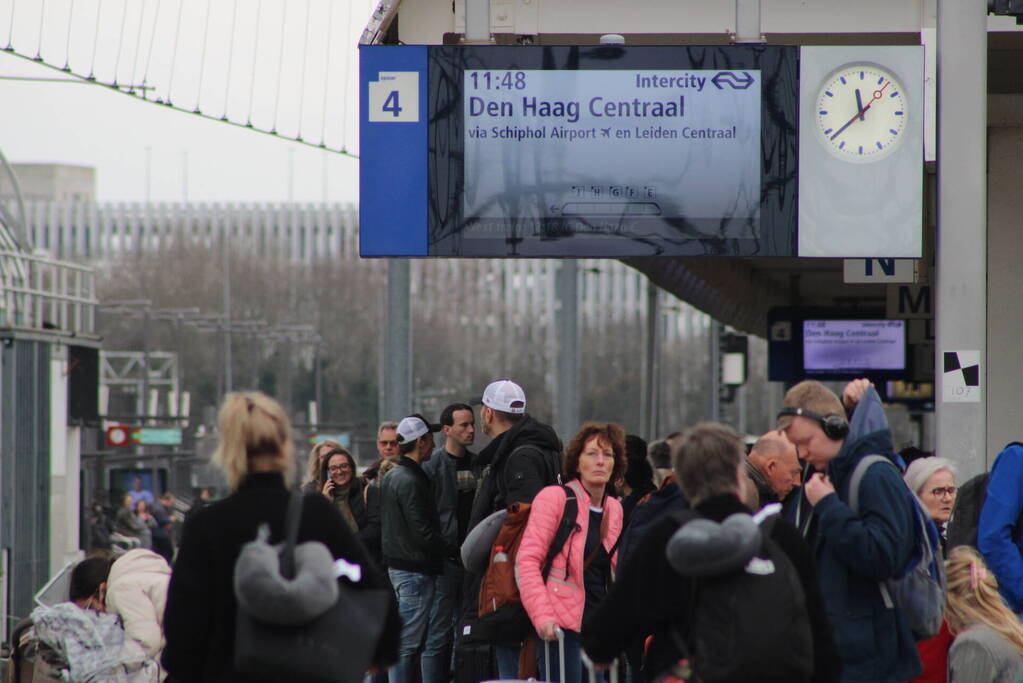 Persoon op spoor zorgt voor hinder op treinvervoer