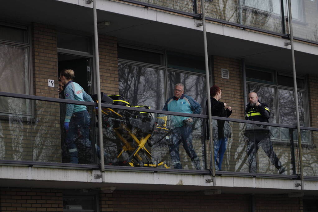 Hulpdiensten groots ingezet na melding van steekincident